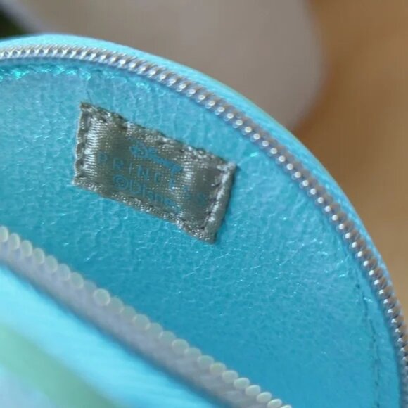 Bath & Body Works Disney princess Ariel Coin Purse Brand New - Picture 9 of 12